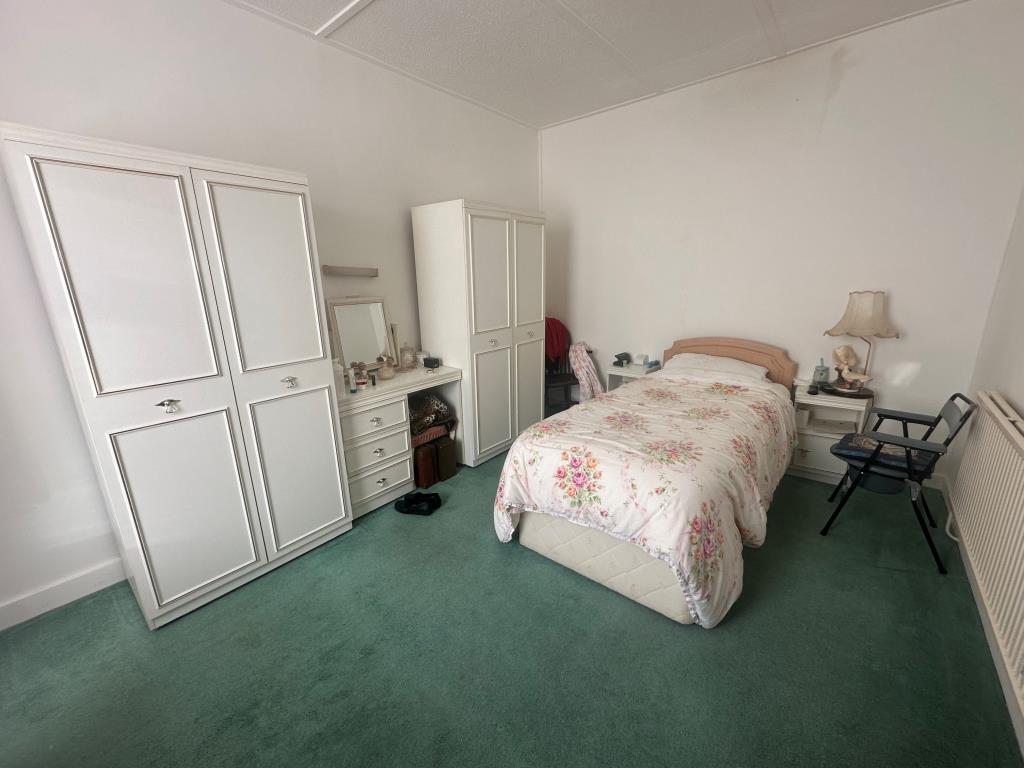 Lot: 141 - DETACHED BUNGALOW FOR INVESTMENT - Bedroom one